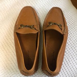 Mossimo Matteo leather loafers